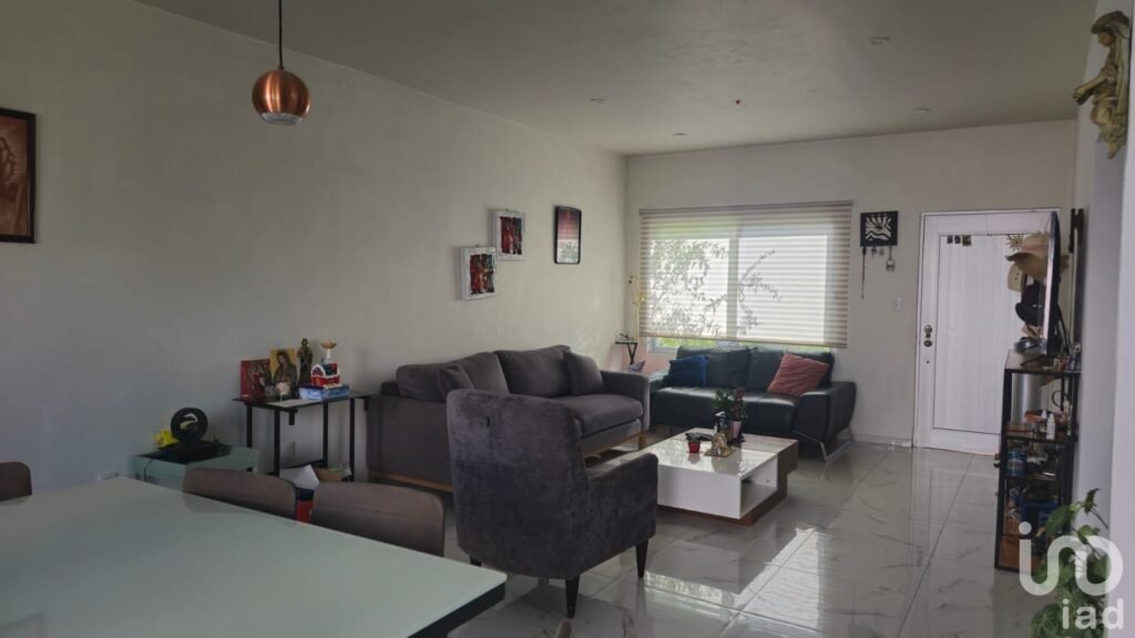 CASA EN VENTA EN TABBACHIN L 66 CON LOMAS DE AIYANA