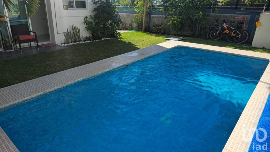 CASA EN VENTA EN TABBACHIN L 66 CON LOMAS DE AIYANA