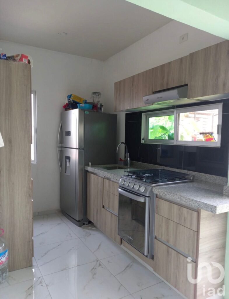 CASA EN VENTA EN TABBACHIN L 66 CON LOMAS DE AIYANA