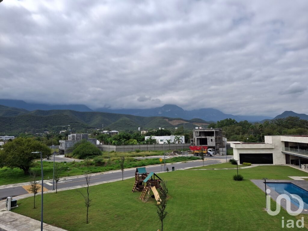 Venta de Terreno de 390 M2 en Residencial Las Esmeraldas, en Monterrey ,muy cerca de El Barro - 2354736 terreno en venta venta de terreno de 390 m2 en residencial las esmeraldas en monterrey muy cerca de el barro 293668