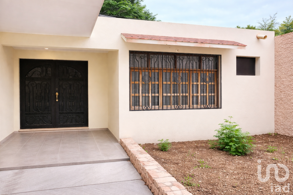 CASA EN VENTA PARA REMODELAR EN CENTRO DE MÉRIDA, YUCATÁN, ZONA SANTIAGO