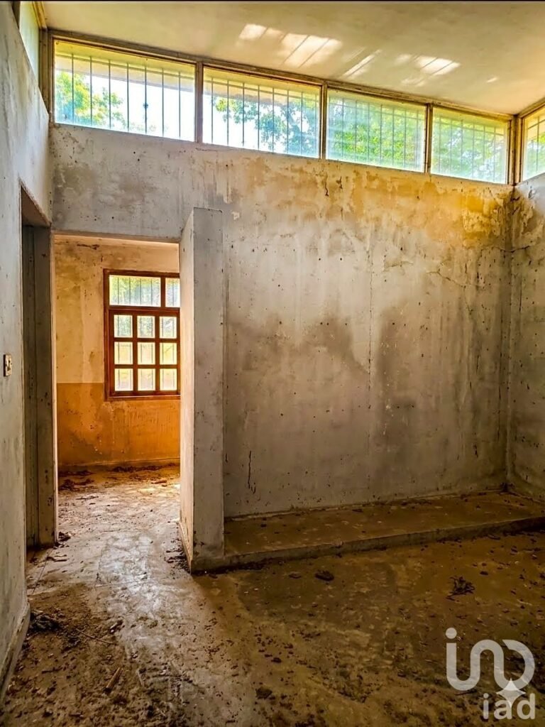 CASA EN VENTA PARA REMODELAR EN CENTRO DE MÉRIDA, YUCATÁN, ZONA SANTIAGO