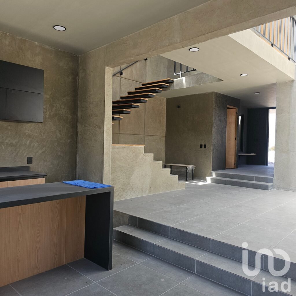 Casa en venta en condominio Zenit, Altos de Juriquilla. Queretaro