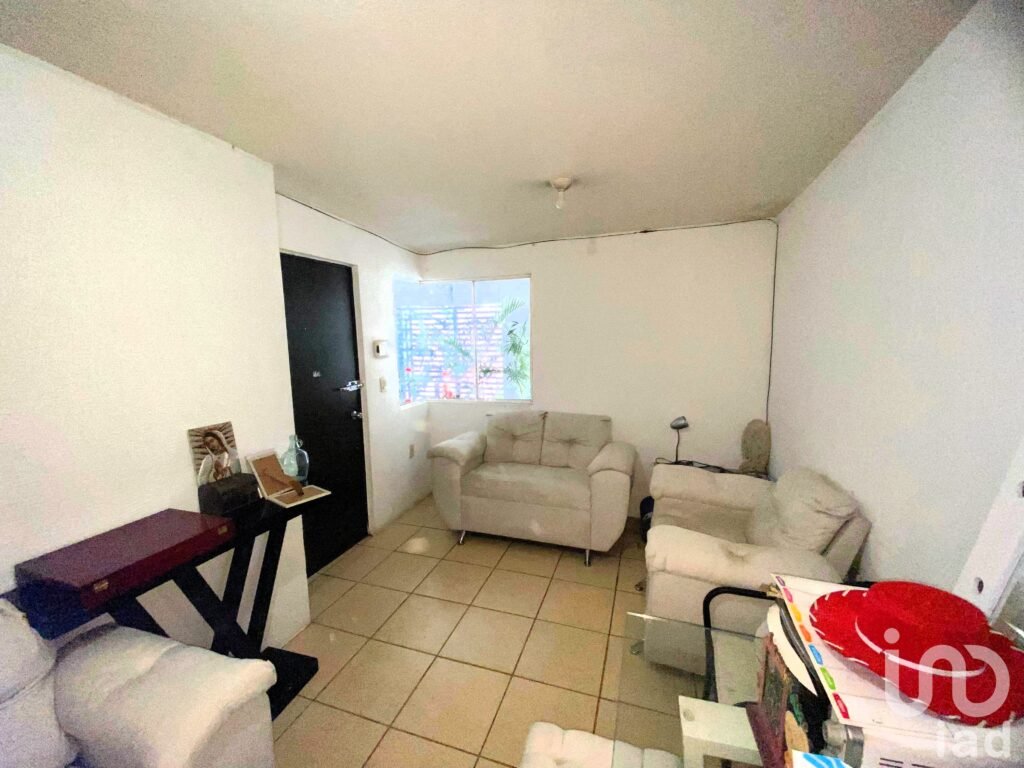 Casa en venta Senderos del Monte, 90 M2. de construcción, ideal para inversión o patrimonio.