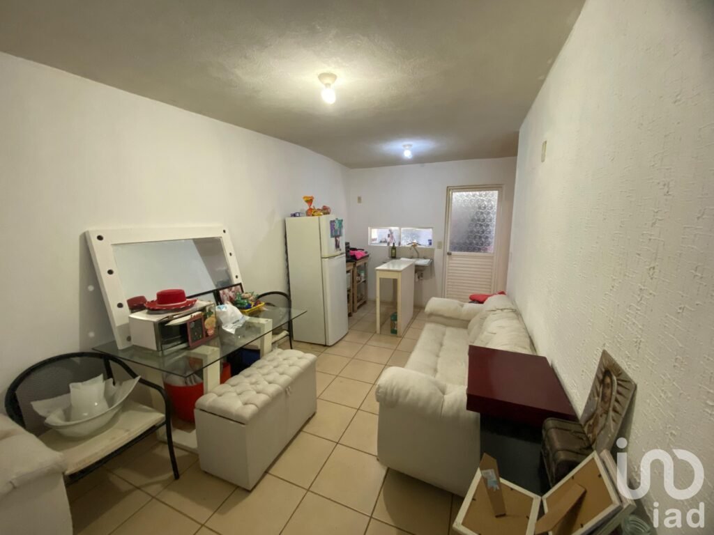 Casa en venta Senderos del Monte, 90 M2. de construcción, ideal para inversión o patrimonio.