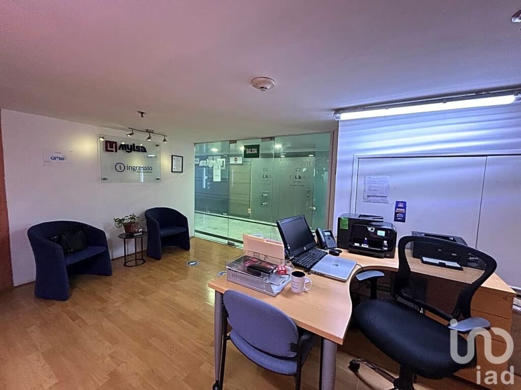 Oficina en venta en WTC, piso 20, Col. Nápoles, Benito Juárez, CDMX.