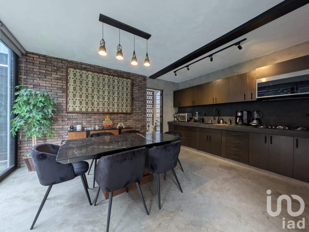 VENTA DE CASA CON ALBERCA EN XOCHITEPEC MORELOS