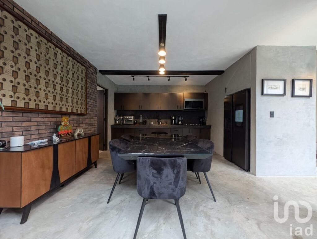 VENTA DE CASA CON ALBERCA EN XOCHITEPEC MORELOS