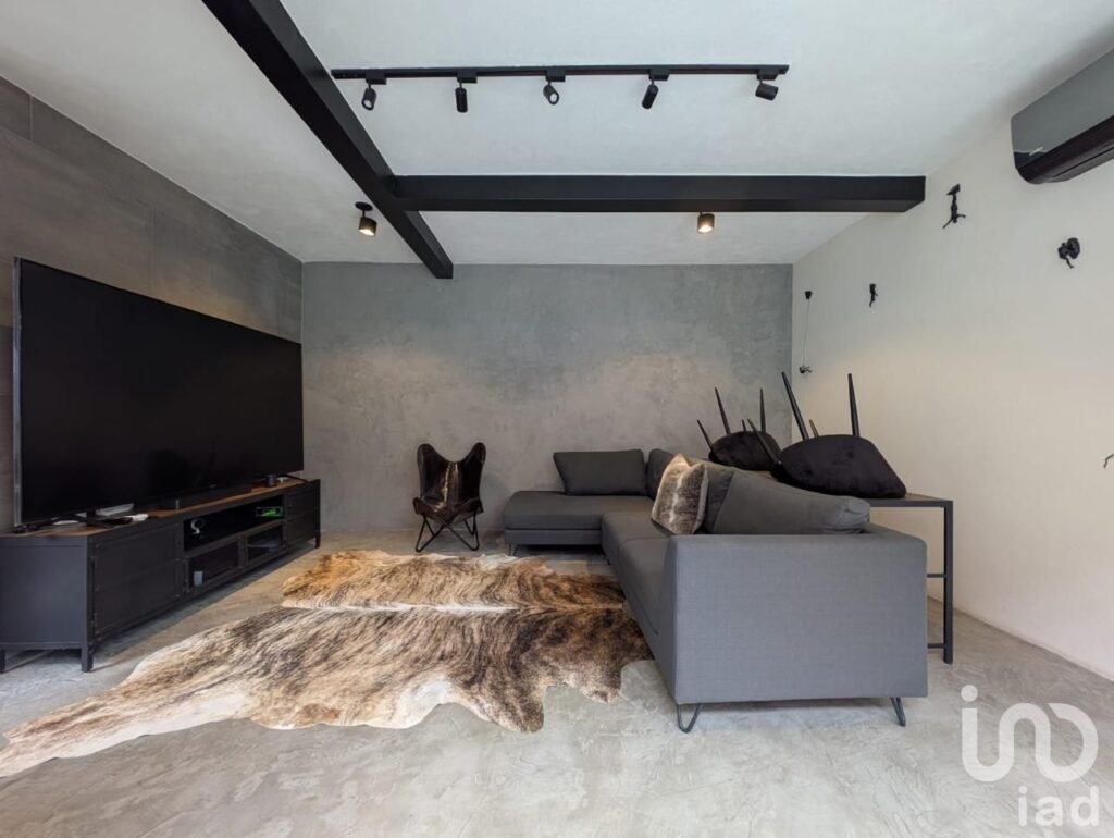 VENTA DE CASA CON ALBERCA EN XOCHITEPEC MORELOS