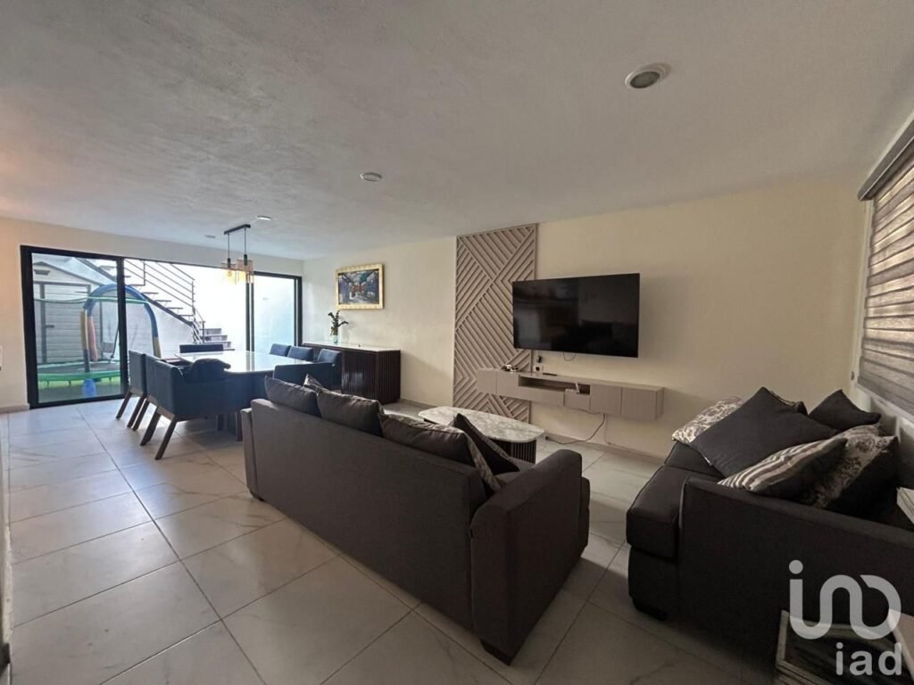 Casa en Renta amueblada en La Antigua Cementera