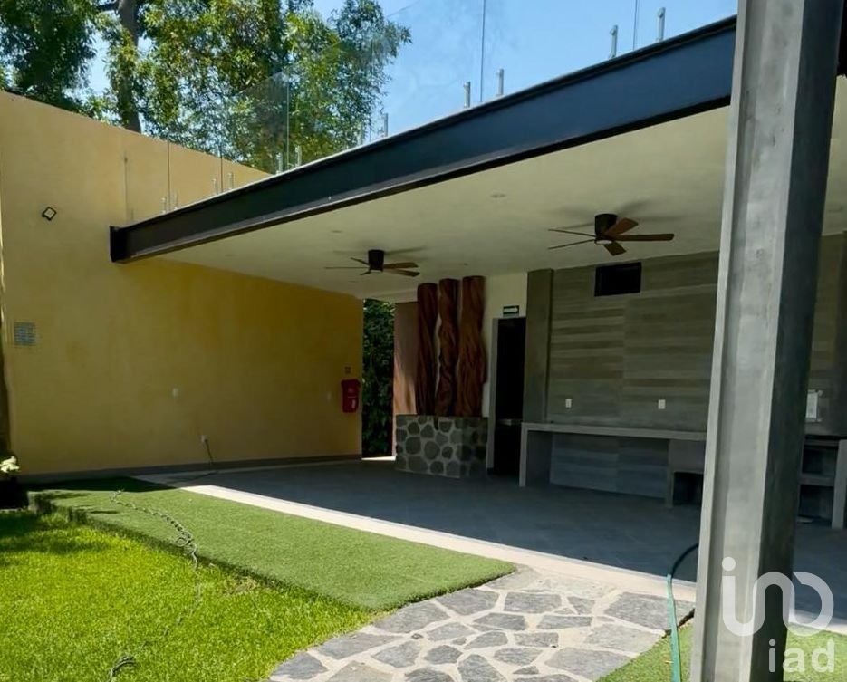 Terreno en Residencial  Acapantzingo de  240 m2 en zona premium