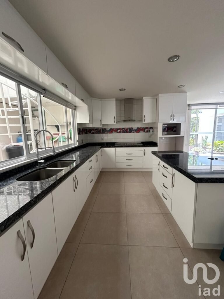 Casa en Venta en Lomas de Angelopolis III Parque Potosi