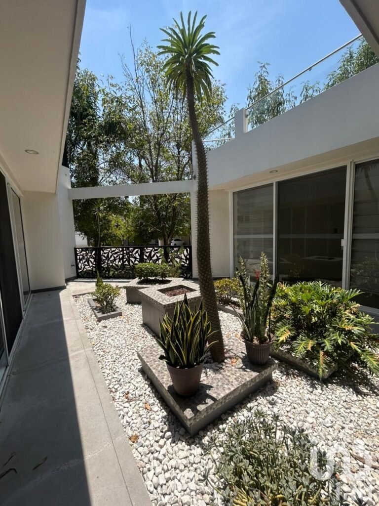 Casa en Venta en Lomas de Angelopolis III Parque Potosi