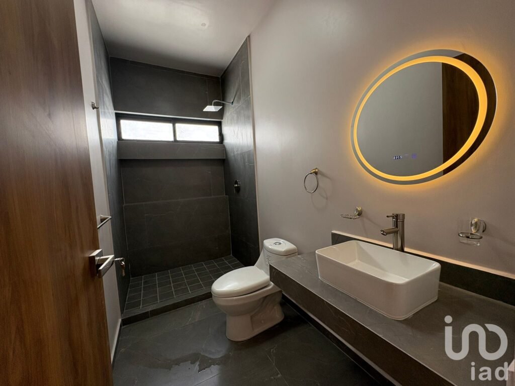 Casa de una planta en privada al norte de Mérida 3 recámaras Conkal