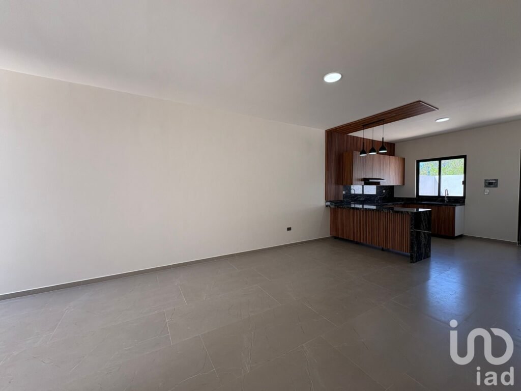 Casa de una planta en privada al norte de Mérida 3 recámaras Conkal