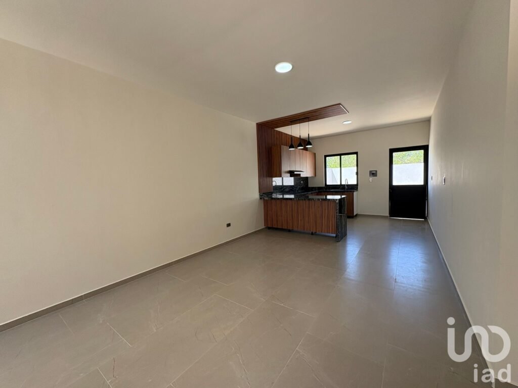 Casa de una planta en privada al norte de Mérida 3 recámaras Conkal