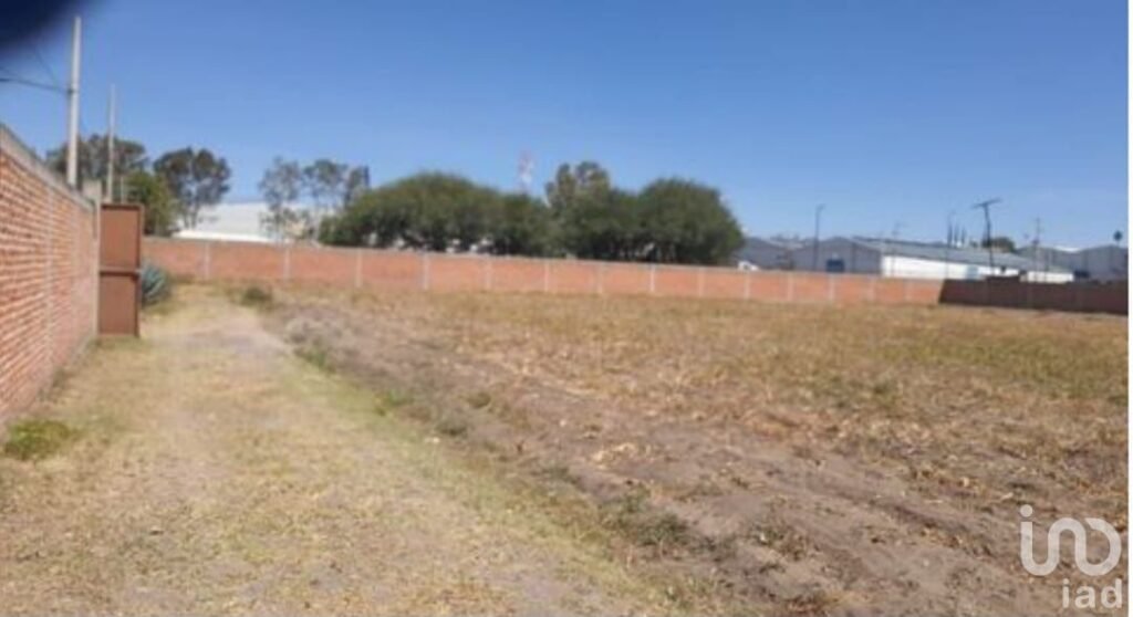 RENTA DE TERRENO PARA BODEGA EN CENTRO DE SAN JUAN DEL RIO QUERETARO - 2355467 bodega en renta renta de terreno para bodega en centro de san juan del rio queretaro 294180