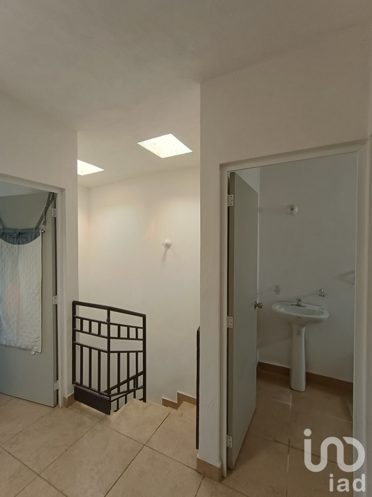 CASA EN VENTA EN FRACC CASTELO II