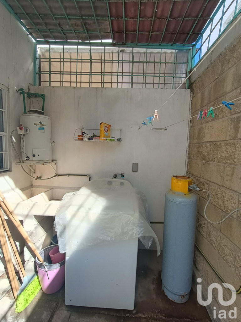 CASA EN VENTA EN FRACC CASTELO II