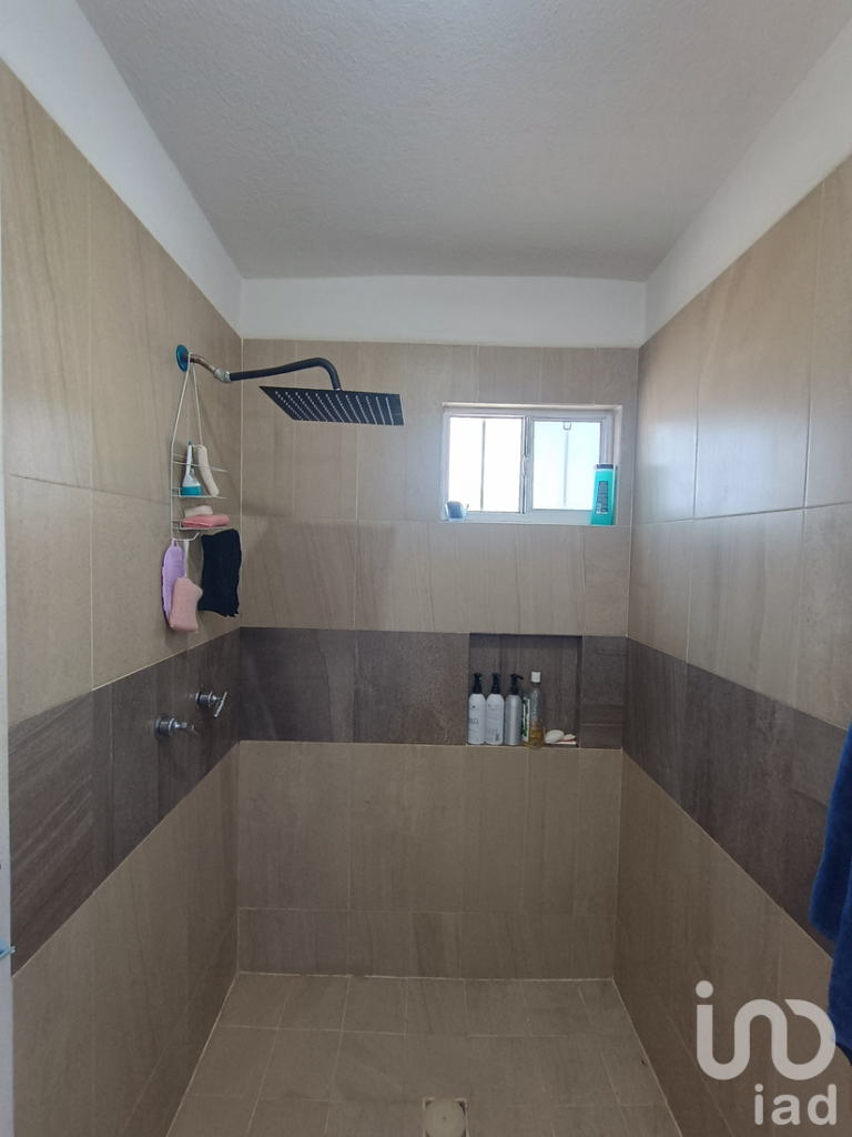 CASA EN VENTA EN FRACC CASTELO II