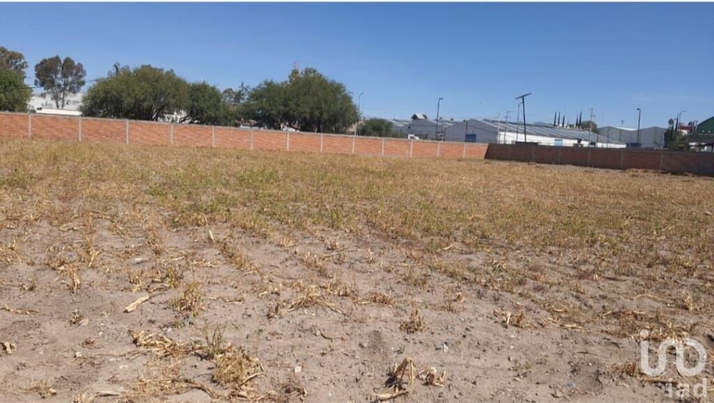 TERRENO EN VENTA  EN EL CENTRO DE SAN JUAN DEL RIO QUERETARO