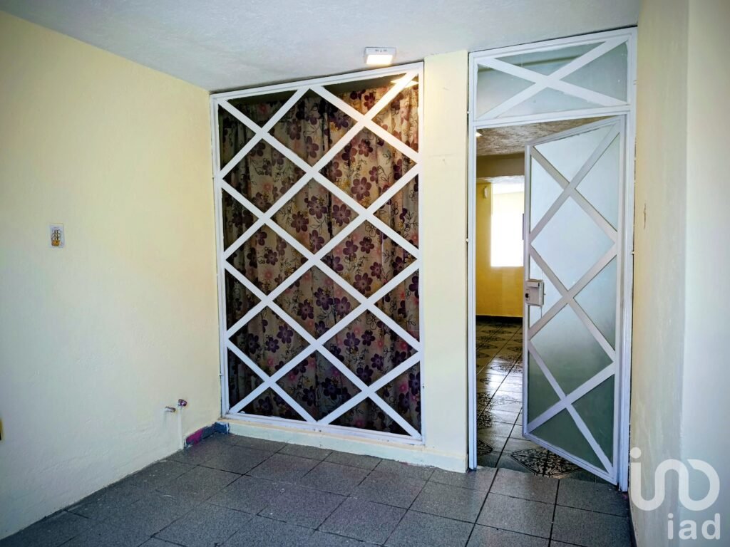 Casa remodelada en venta cerca del Tecnológico de Morelia, excelente ubicación