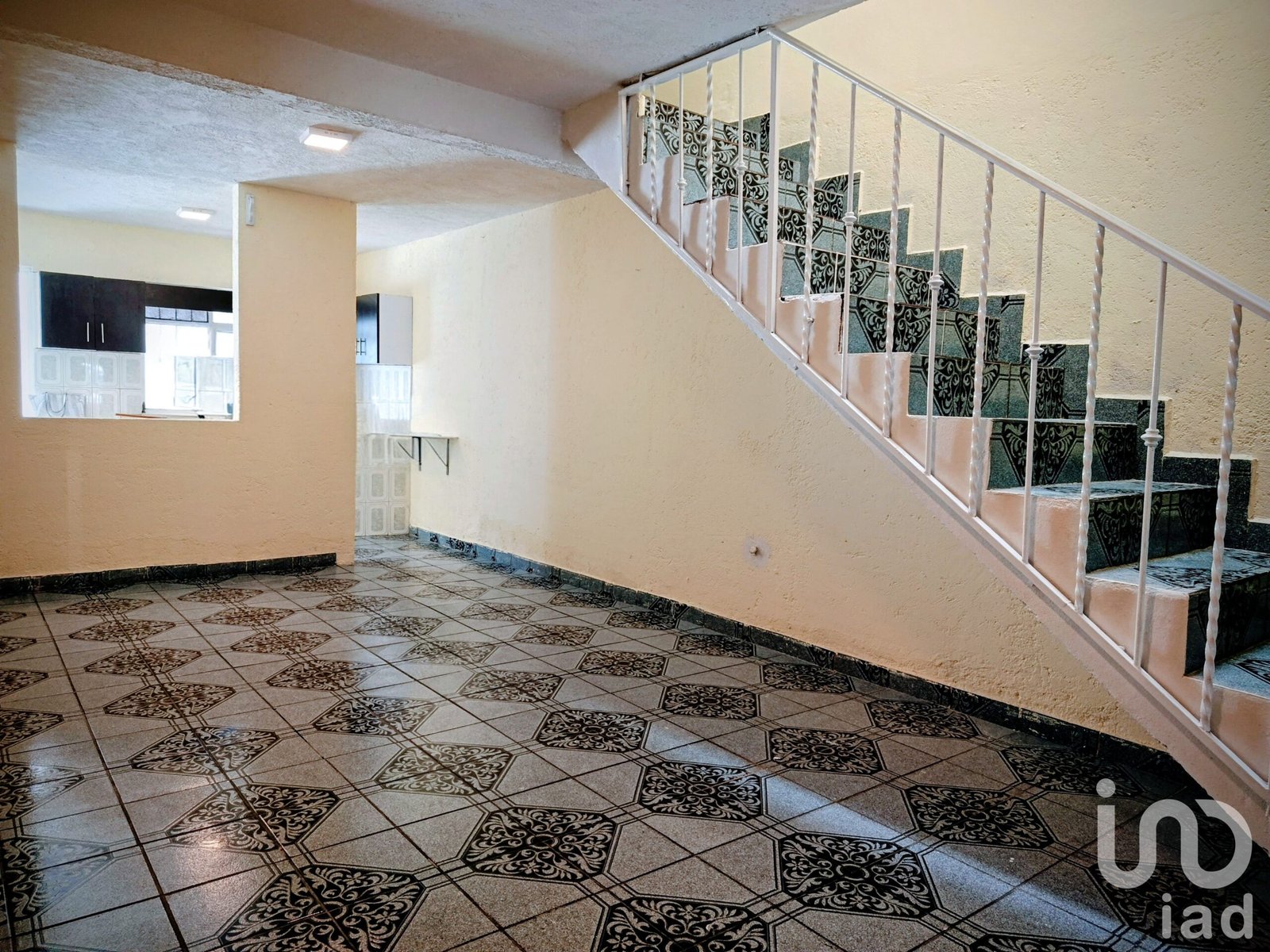 Casa remodelada en venta cerca del Tecnológico de Morelia, excelente ubicación