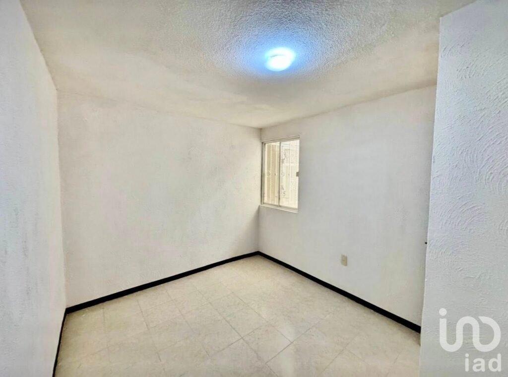 Casa en venta Paseo de la Fragua (es Cluster) León, Gto. Crédito Infonavit o contado.