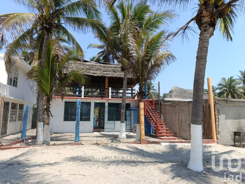 Casa a Orilla del Mar