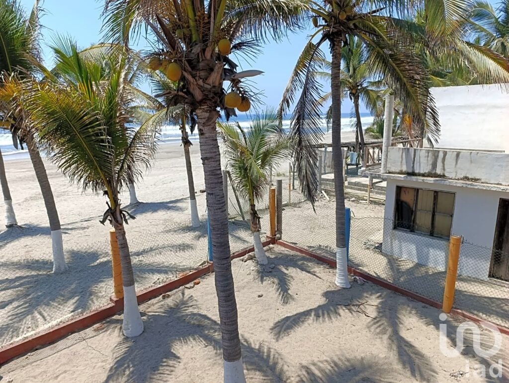 Casa a Orilla del Mar