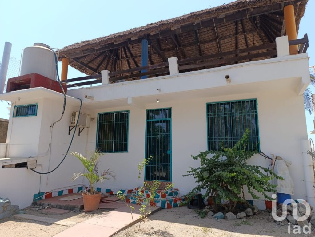 Casa a Orilla del Mar