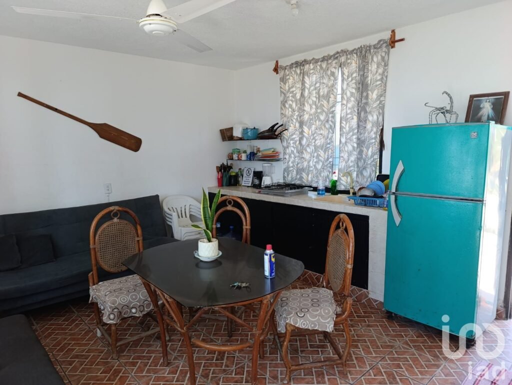 Casa a Orilla del Mar