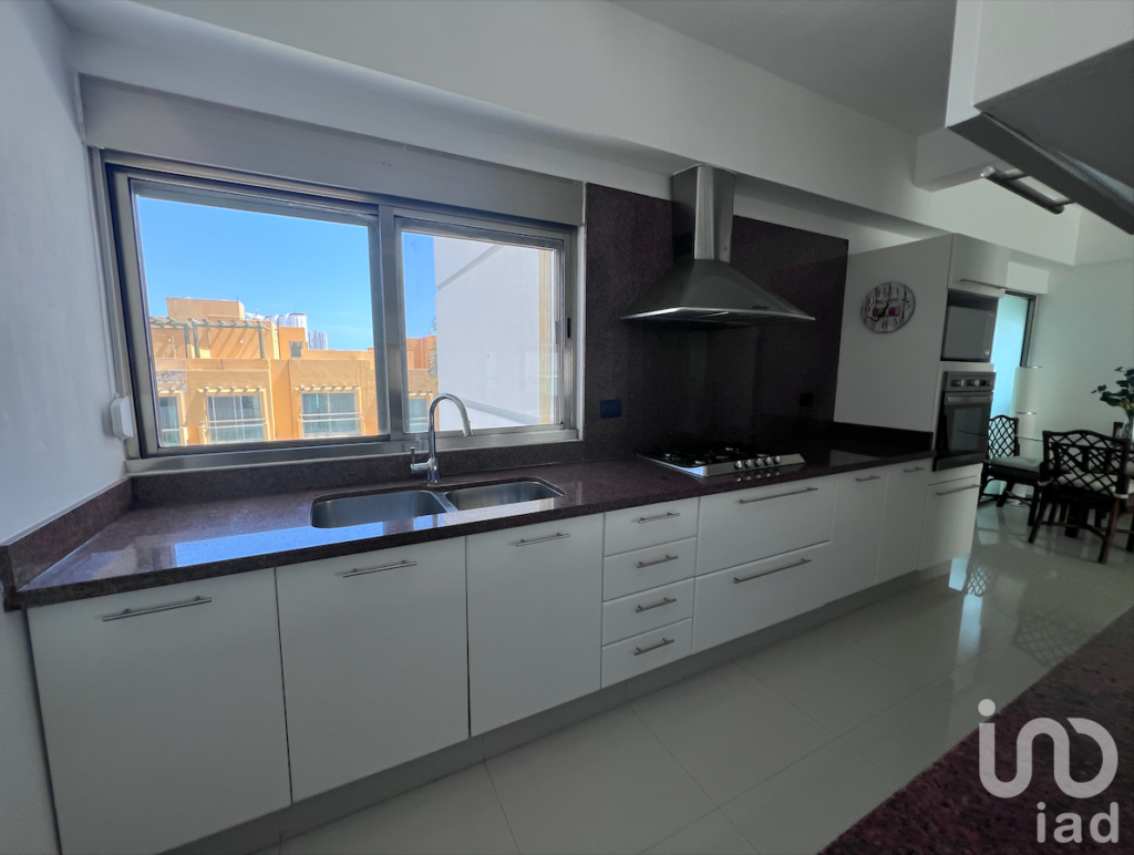 DEPARTAMENTO CON 3 RECAMARAS EN VENTA POR AV BONAMPAK EN CANCUN QUINTANA ROO