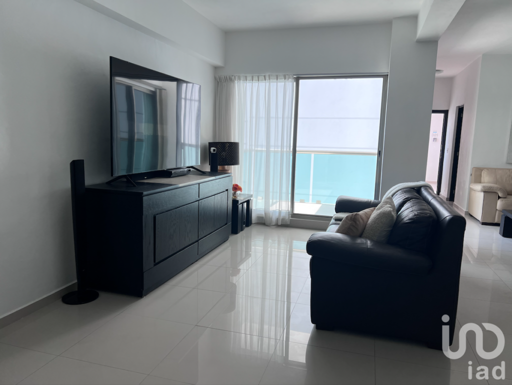 DEPARTAMENTO CON 3 RECAMARAS EN VENTA POR AV BONAMPAK EN CANCUN QUINTANA ROO