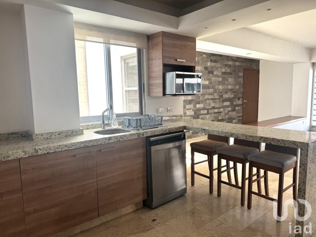 Departamento  Amueblado de 3 Rec. en RENTA en Torre Palmira, SLP