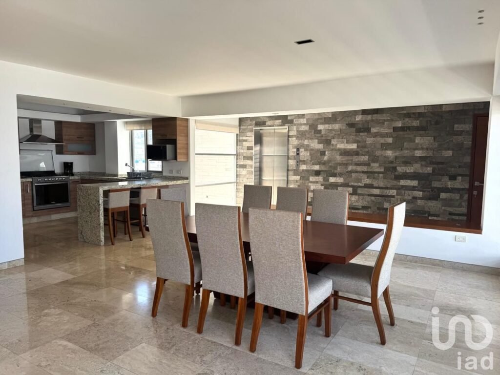 Departamento  Amueblado de 3 Rec. en RENTA en Torre Palmira, SLP