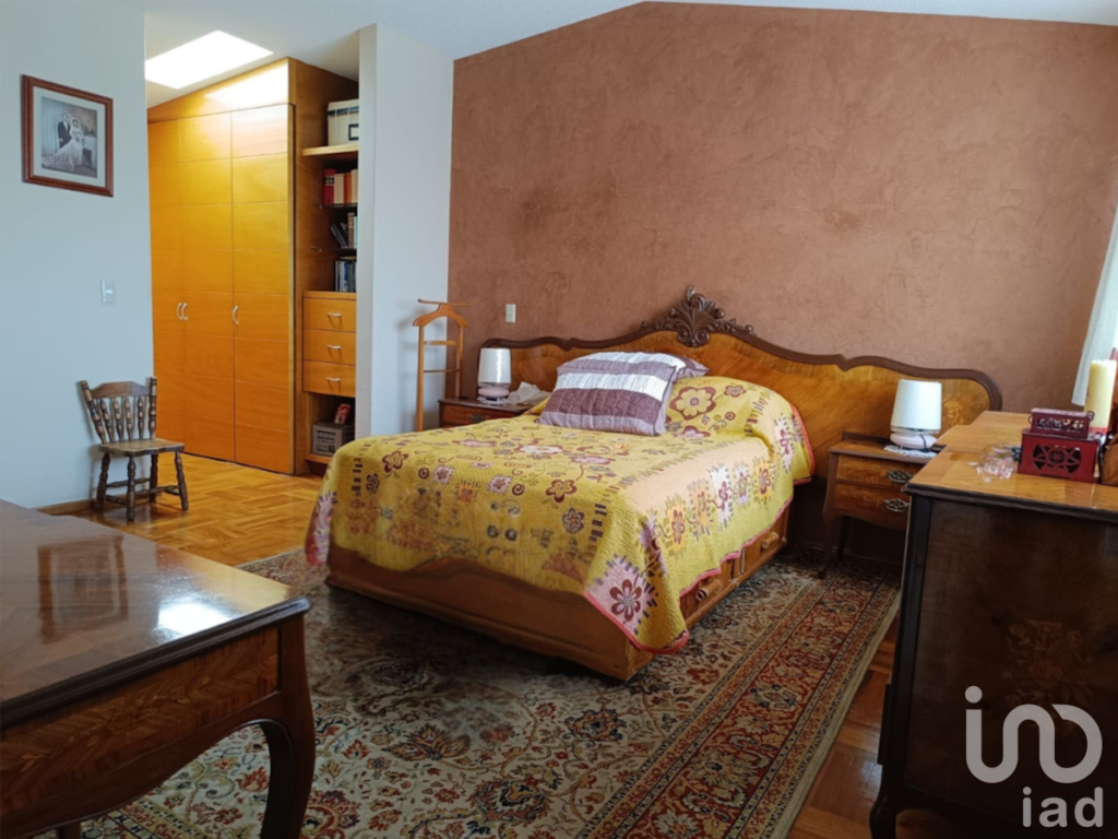 CASA EN VENTA EN LOMAS DE BELLAVISTA