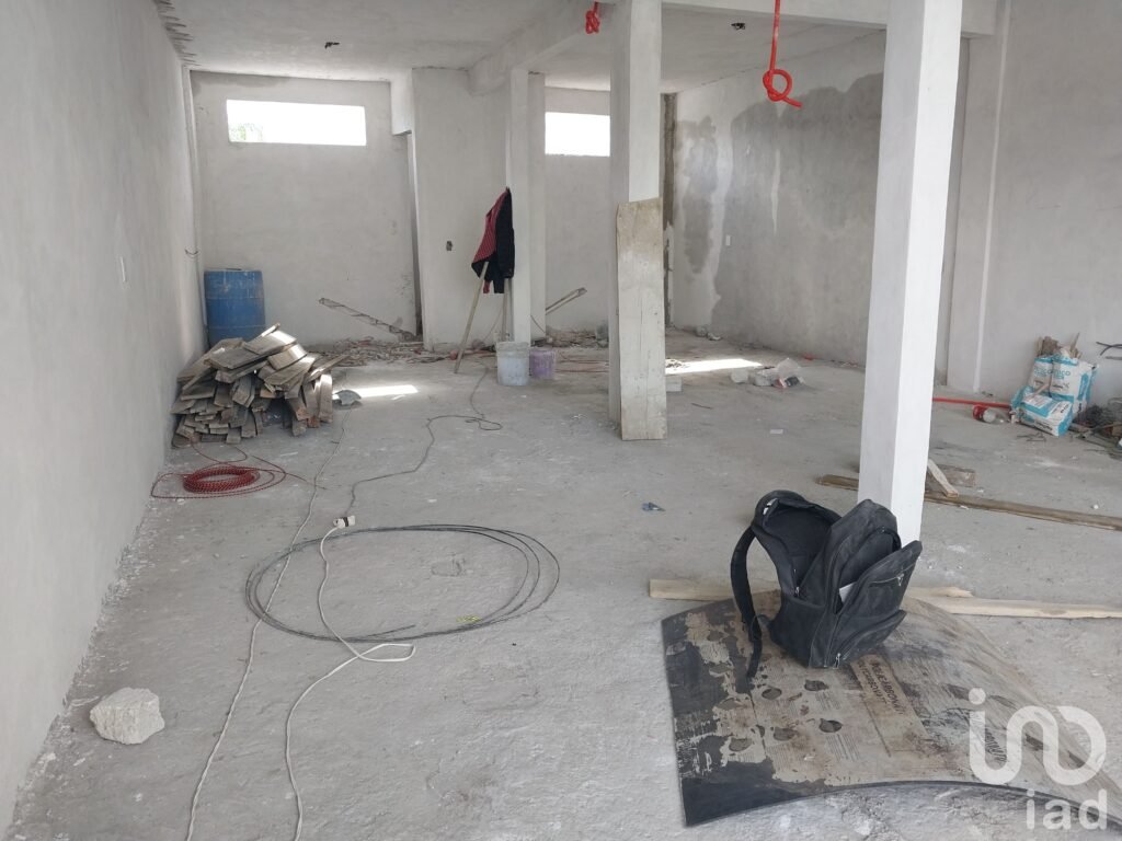 RENTA DE LOCAL COMERCIAL EN PLANTA ALTA FRENTE AL CUARTEL DE LA SECRETARIA DE SEGURIDAD PUBLICA