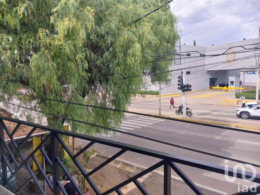 RENTA DE LOCAL COMERCIAL EN PLANTA ALTA FRENTE AL CUARTEL DE LA SECRETARIA DE SEGURIDAD PUBLICA