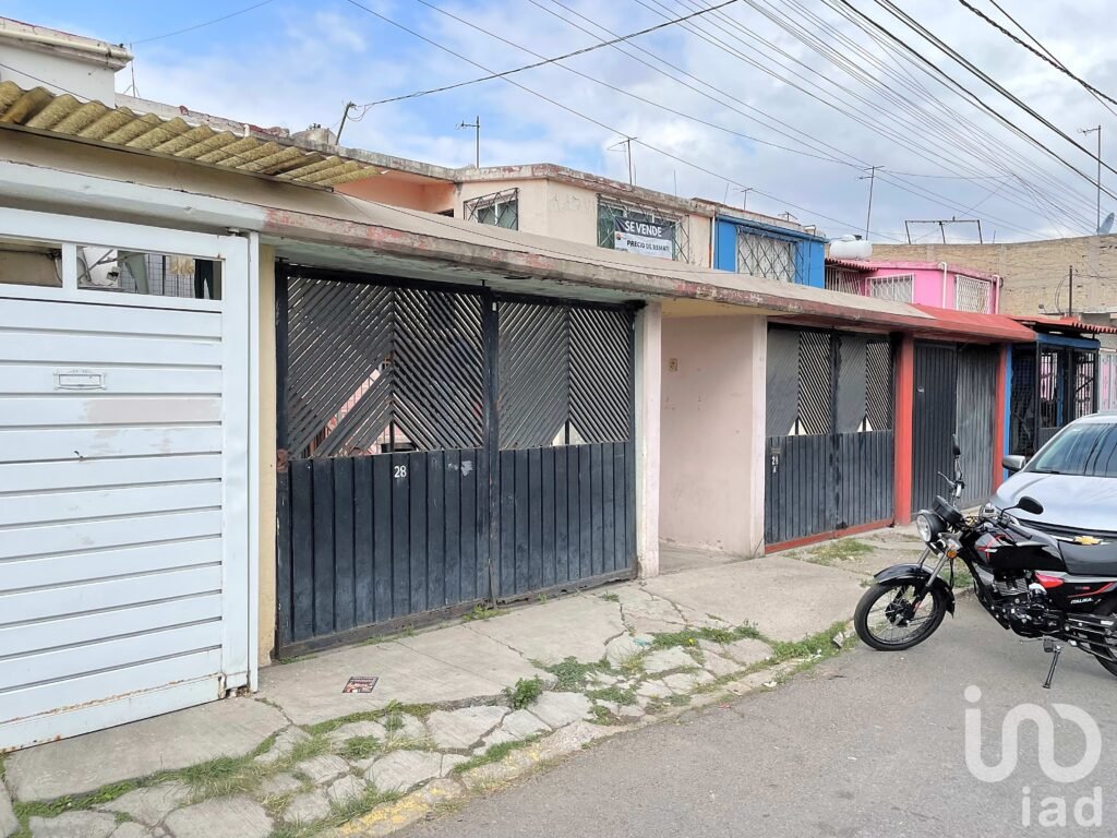 Venta de casa en La Campiña Ecatepec, Recuperación Bancaria, PAGO DECONTADO - 2355881 casas en venta venta de casa en la campina ecatepec recuperacion bancaria pago decontado 294259
