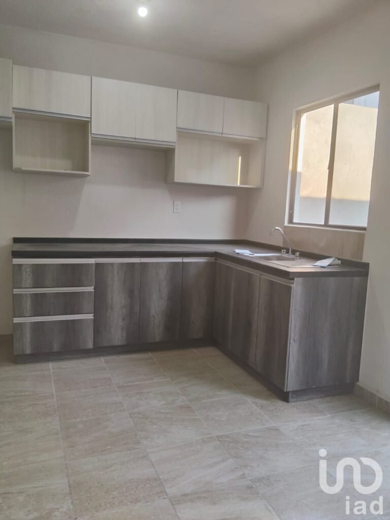 CASA EN RENTA EN LA QUERENCIA RESIDENCIAL