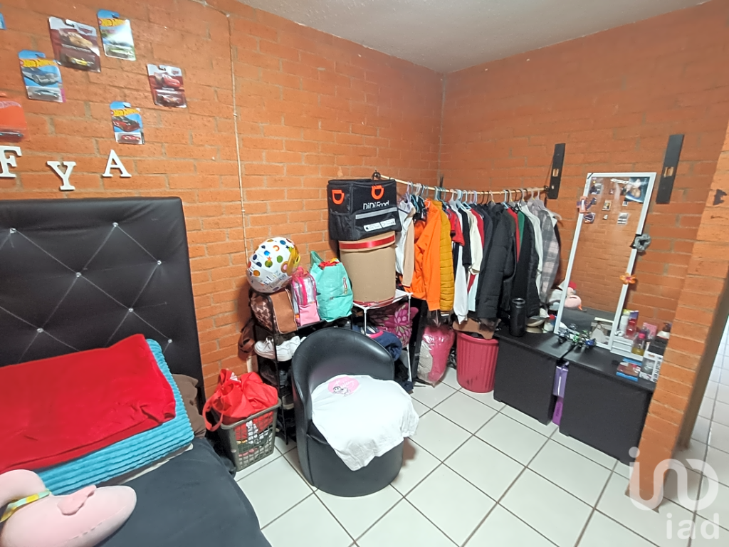 Casa en venta en condominio. Jardines del Rio, Leon Gto. INFONAVIT, COFI, Bancario, Rec. propios.