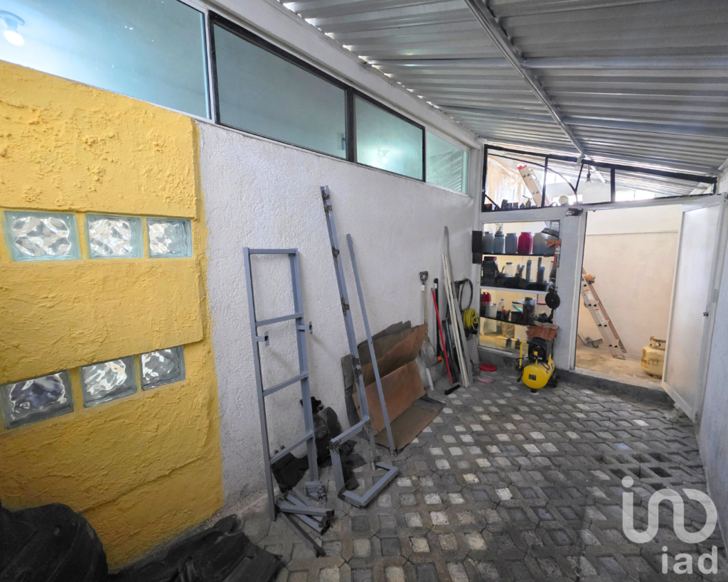 Casa en Venta en Cancún, Supermanzana 518 por Av. Cancún y Av. 135, 2 recámaras y 3 baños completos