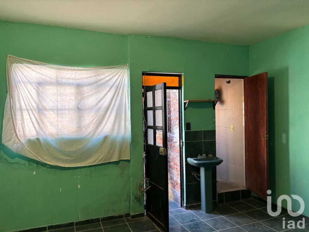 VENTA DE CASA-HABITACIÓN EN  EL  CENTRO HISTÓRICO DE ZACATECAS, ZAC.