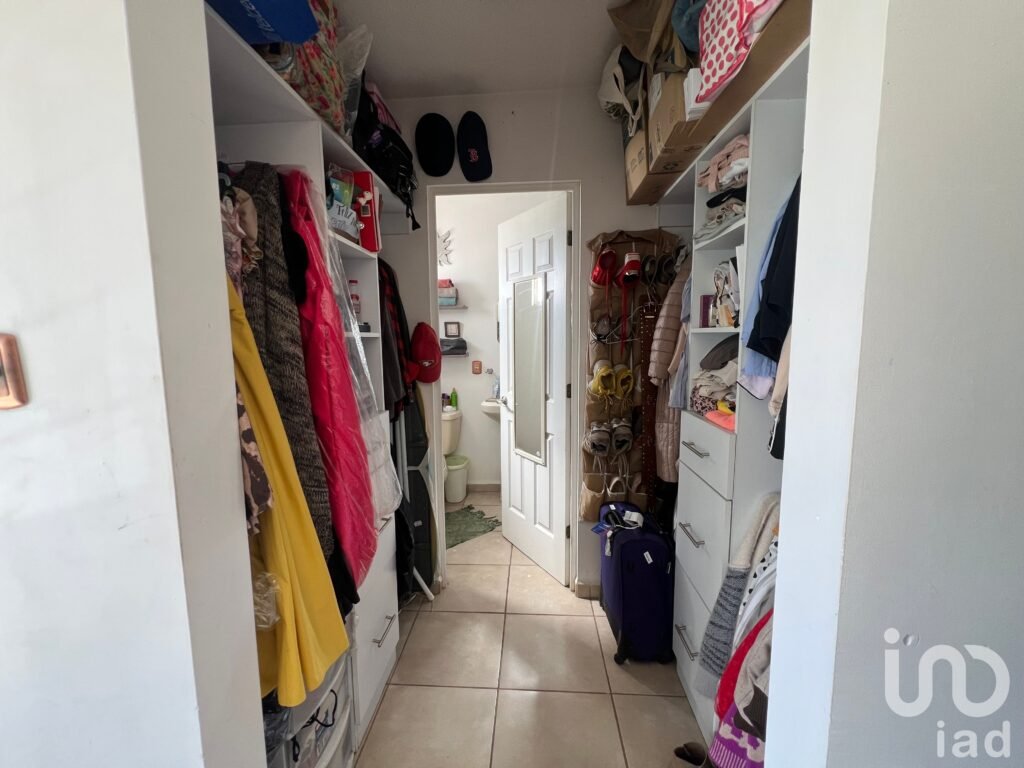 CASA EN VENTA EN RESIDENCIAL BUGAMBILIAS SOLEDAD