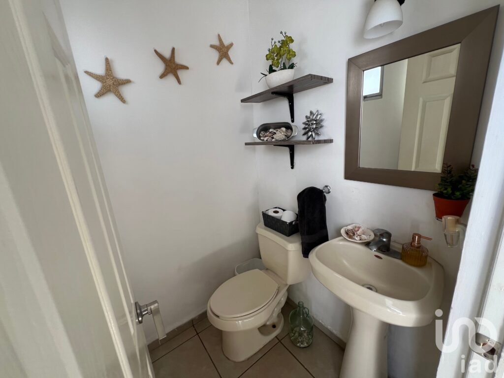 CASA EN VENTA EN RESIDENCIAL BUGAMBILIAS SOLEDAD