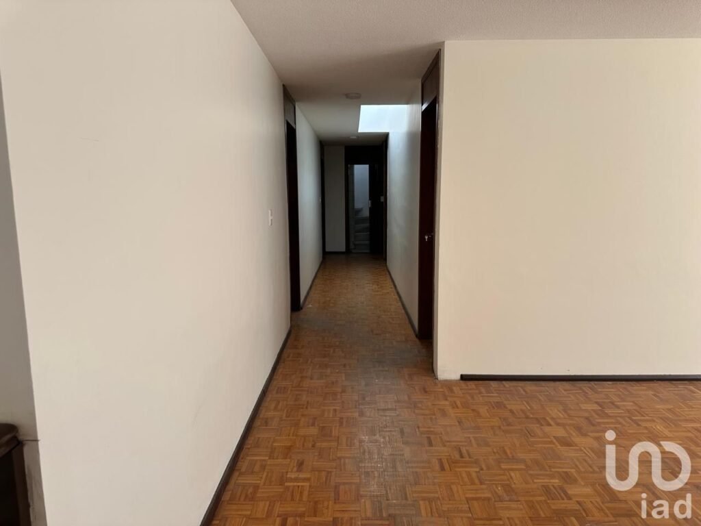 CASA EN VENTA EN C. JUAN DE MONTORO, CENTRO, AGUASCALIENTES, SUP. 424 M2.