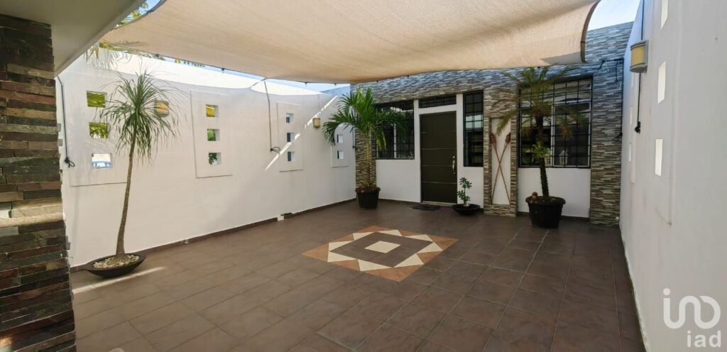 CASA EN VENTA EN PUERTO MORELOS