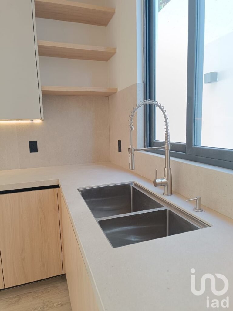 CASA EN VENTA EN JURICA,QUERÉTARO