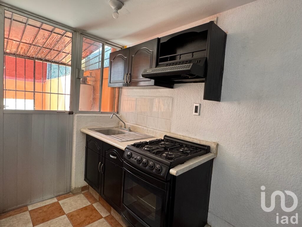 CASA EN VENTA EN FRACCIONAMIENTO CERRADO EN VILLAS DE ATLIXCO FRENTE AL TEC DE MONTERREY PUEBLA